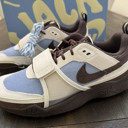 Travis Scott "Leche Blue" Nike Zoom Field Jaxx   Size 10.5  