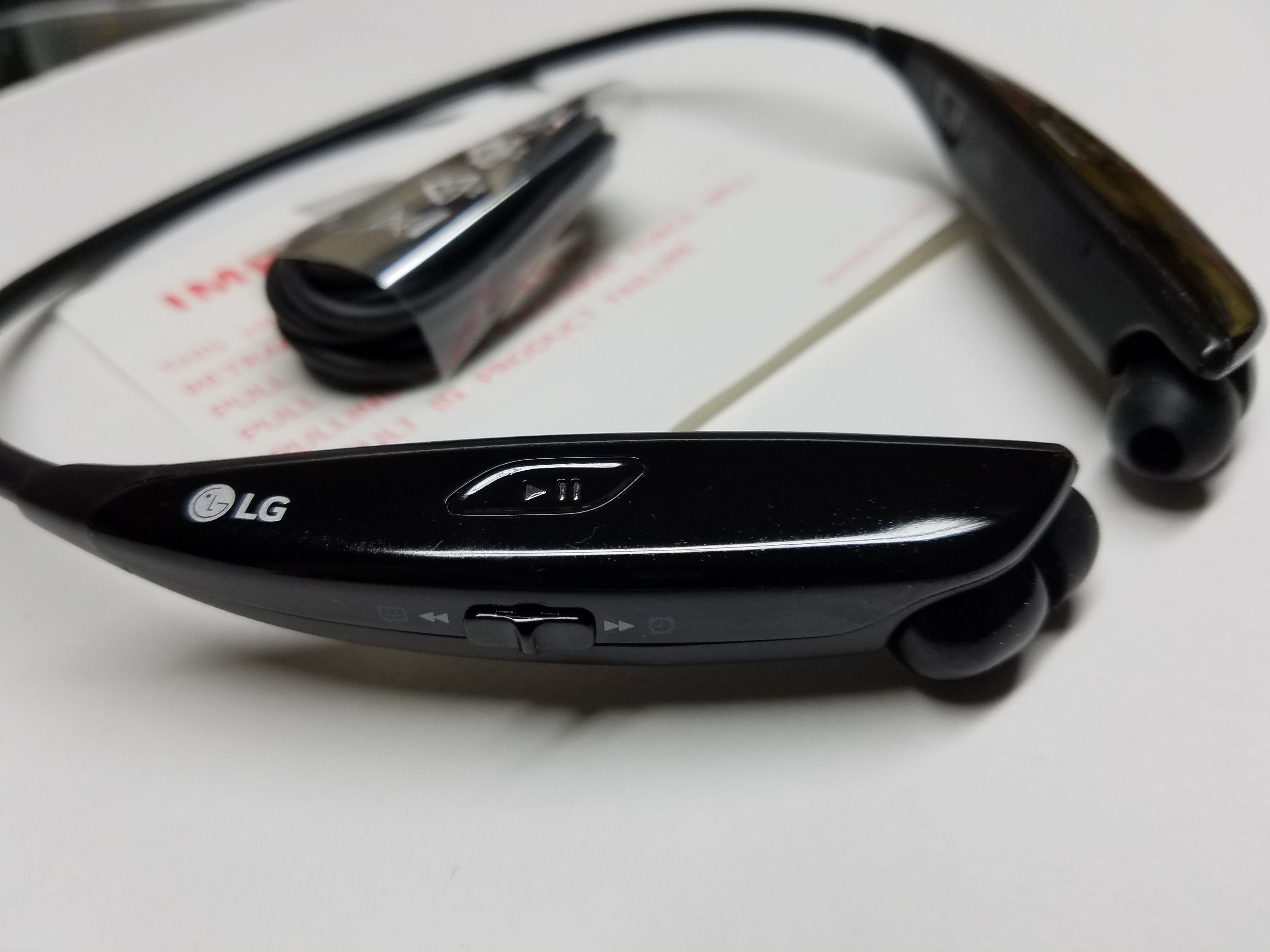 LG HBS-810 Tone Ultra Premium Wireless Bluetooth Stereo Headset (Black)