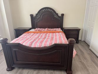 Elegant Queen Bedroom Set - Assembled, Never Used