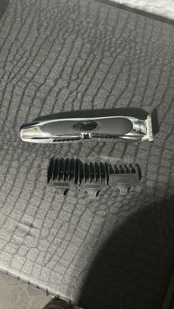 Andis Trimmer 3 Attachments $10.00.