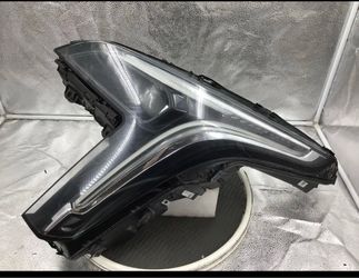 Cadillac XT4 parts
