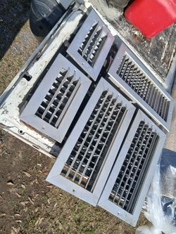 5 Alluminum Ac Vents.