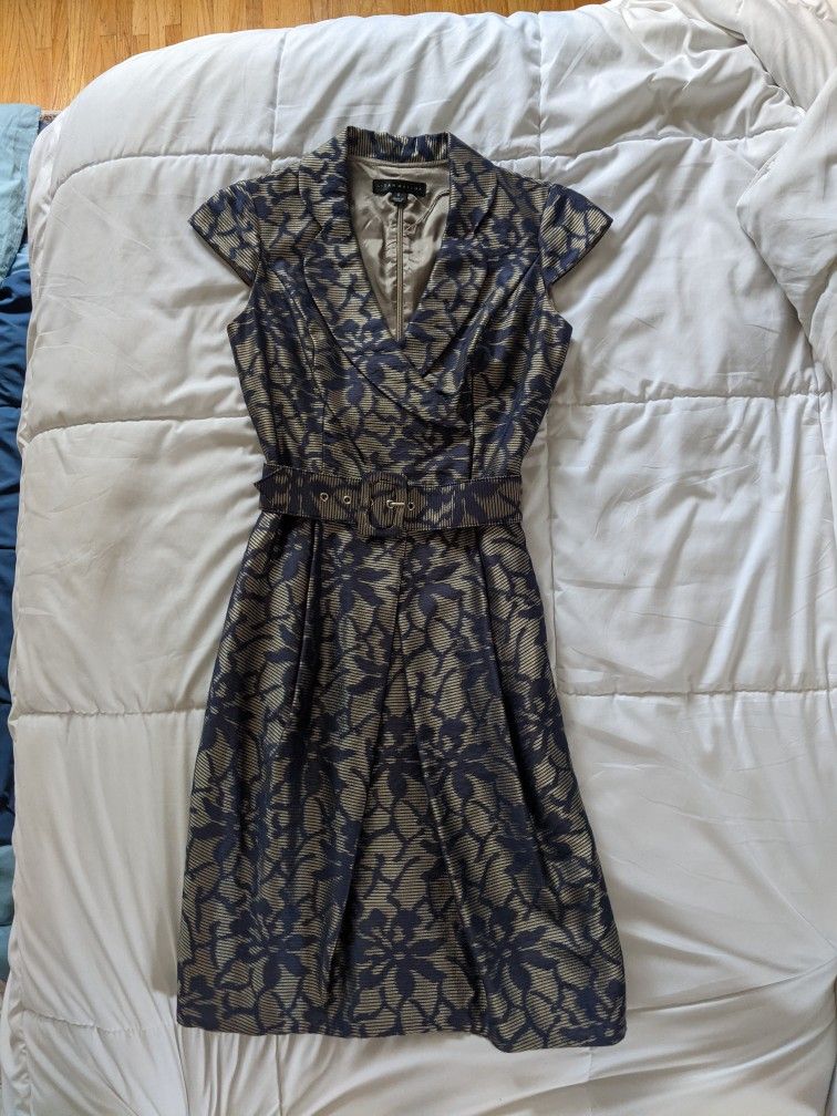 Women's Beautiful Occasion Party Wedding Fancy Dress Aidan Mattox Size 0 Belt Hidden Zipper Gold Navy