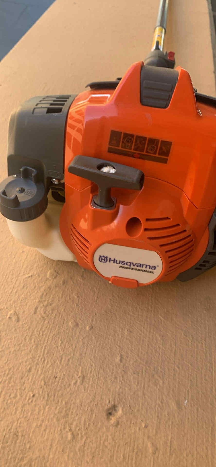 Husqvarna Gas Combination Interchangable Head System