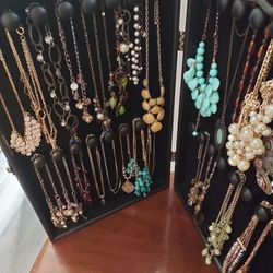 Traveling Display Cases