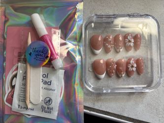 Press on nails