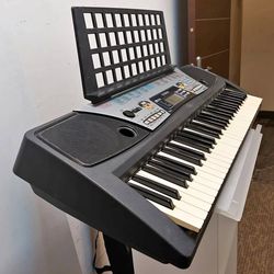 Yamaha PSR 175 Midi Synth Keyboard