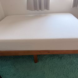 Full Bed with Memory Foam