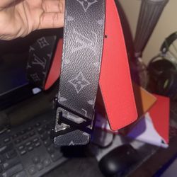 Louis Vuitton Belt And Bracelet 