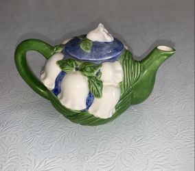 PAPEL Fraeelance Morning Glory Mini Tea Pot! 7x4in! Made in Sri Lanka. MUST GO!!