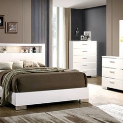 Brand New White 4pc Queen Bedroom Set (Available In California & Eastern King Size)