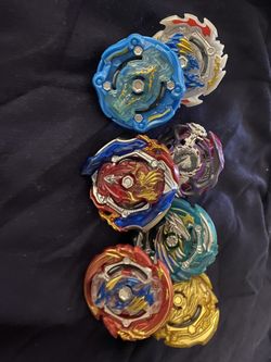 Beyblade Burst Lot