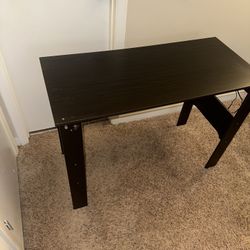 Small computer Desk