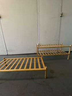 Shoe shelf