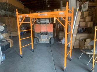 6’ high Scaffold Rolling Tower