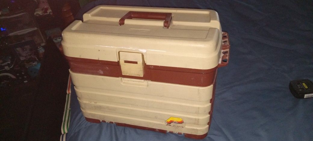 Bigger Original Factory Plano 4 Drawer Multi Lure/worm Fishing Tackle Box Loaded With Rubber Worms Galore Deal