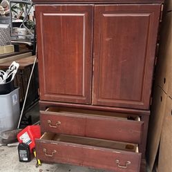 Armoire Cherry Wood Total Dresser