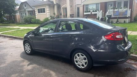 2011 Ford Fiesta