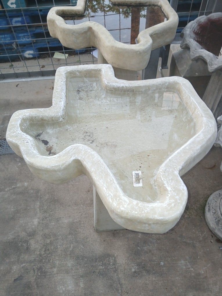 Texas Bird Bath