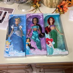 Lot Of Disney Princess Dolls!