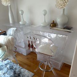 Swamp Bar And Chairs 