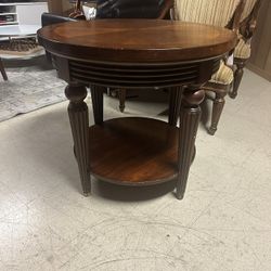 Round Side Table 