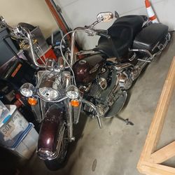 Harley Daivdson  2006 Roadking Classic 