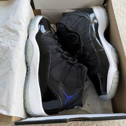 Jordan Space jam 