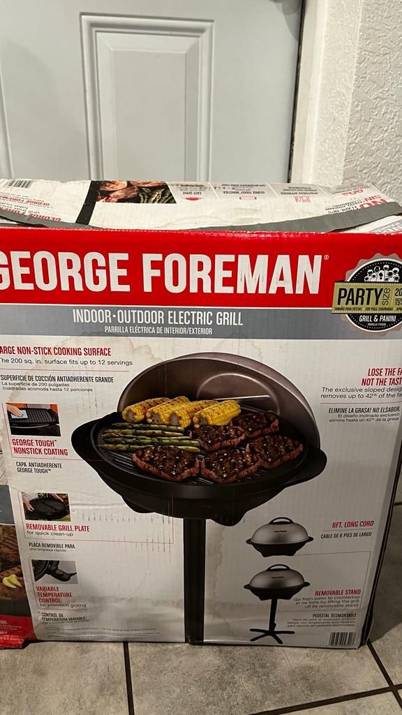 George Foreman 22(contact info removed)W 15 Portion Removable Plates BBQ Grill