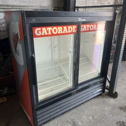 GATORADE REFRIGERATOR