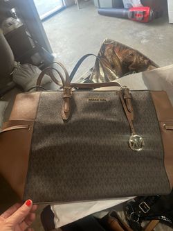 Michael Kors Purse