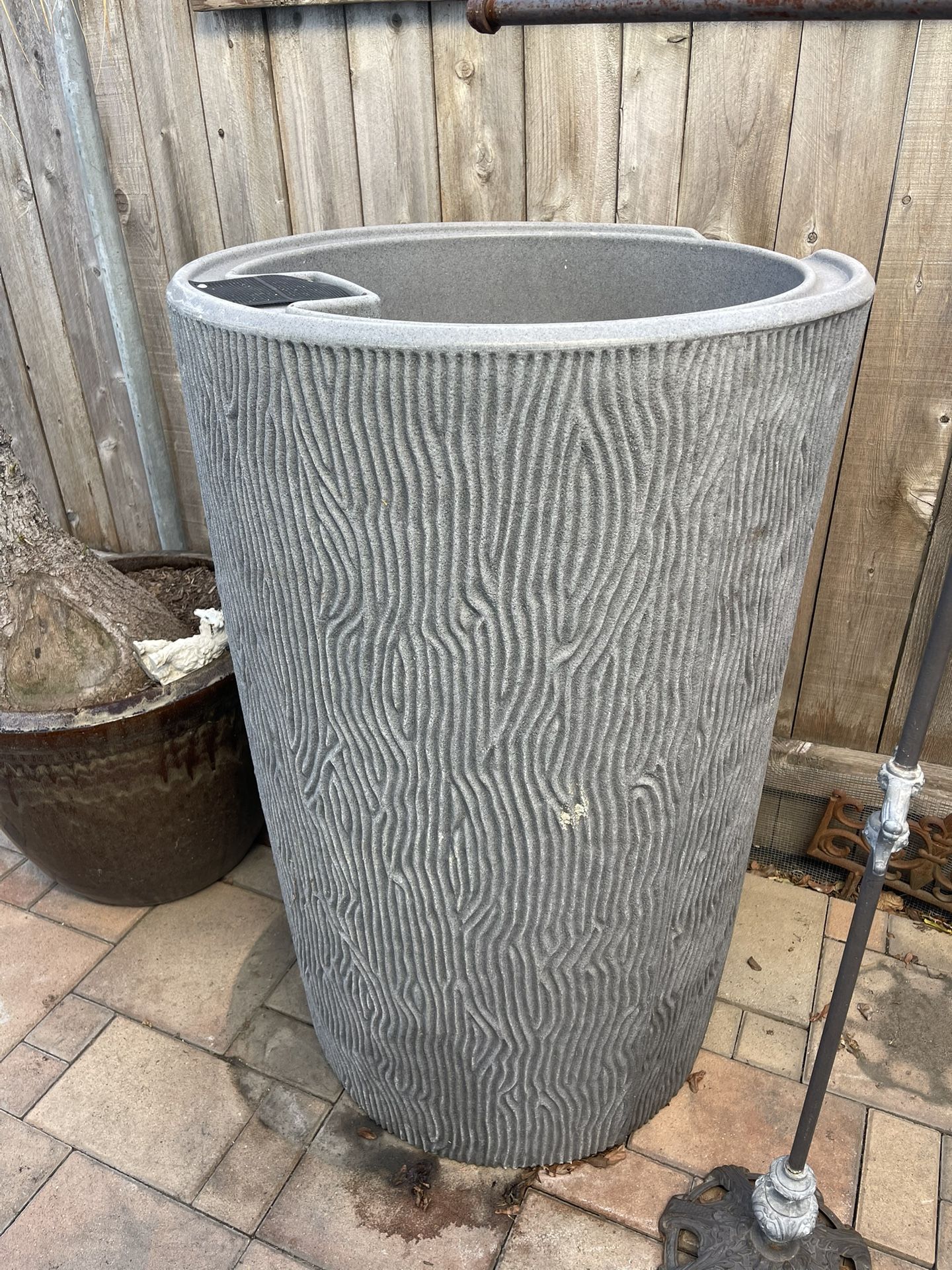 Rainwater Barrel - Barril Recolector de Lluvia GREY