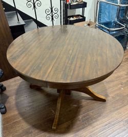 Pier 1 Table 