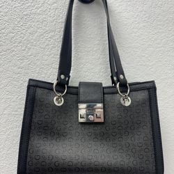 Guess Purse 