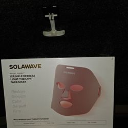 Solawave Wrinkle Retreat Light Therapy Face Mask