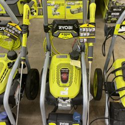 (New) Ryobi 3300 PSI 2.5 GPM Cold Water Gas Pressure Washer with Honda GCV200 Engine 