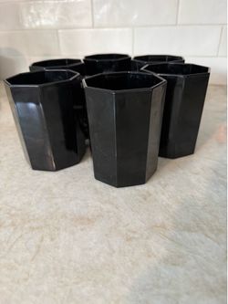 VINTAGE BLACK GLASS MUGS
