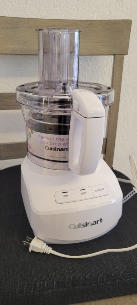 Cuisinart FP-9CF 9-Cup Continuous Feed Food Processor White