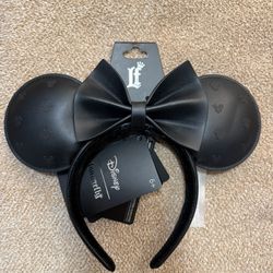 Loungefly Minnie Ears