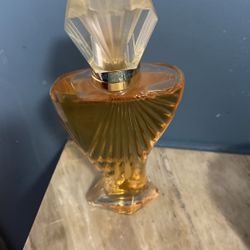 Siren  Perfume by Paris hilton 