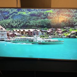 55” LG TV