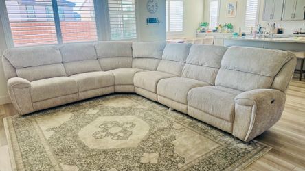 Recliner sofa/ sectional sofa / 6 seater/ no bargain