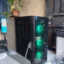 Ryzen 7 5700G Gaming PC With RTX 3070 8GB