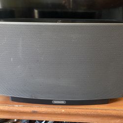 Speaker Home Speaker Sonos Play 5 Wi-Fi Speaker Home Speaker MAKE AN OFFER!