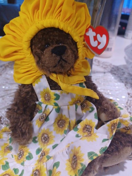 Ty Plush Collectible Bear