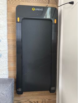 UREVO Auto Incline Walking Pad Treadmill – Excellent Condition – 2.5HP