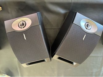 Bose 201 Series V Bookshelf Speakers (Pair) - Excellent Condition