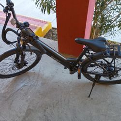 Gira Mens 26 Inch E Bike BRAND NEW!