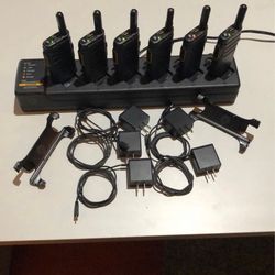 Motorola SL300 Radios 6 Radios Charging Base