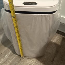 Trash can
